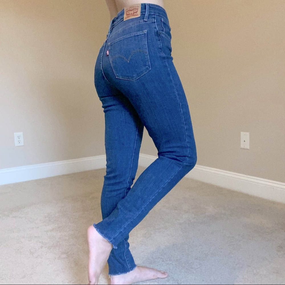 High Waisted Levi’s